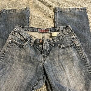 Women’s cinch “Bailey” jeans